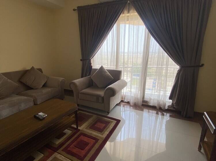 Golden Alpine Hotel And Resort