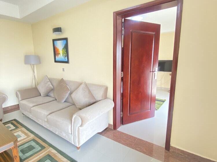 Golden Alpine Hotel And Resort