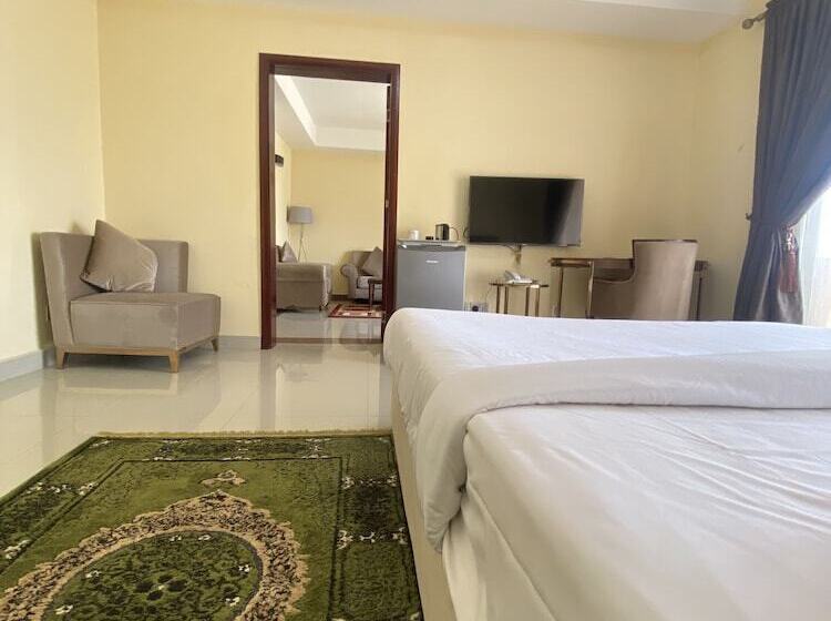 Golden Alpine Hotel And Resort