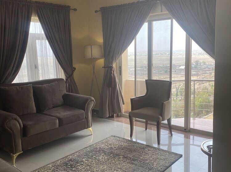 Golden Alpine Hotel And Resort