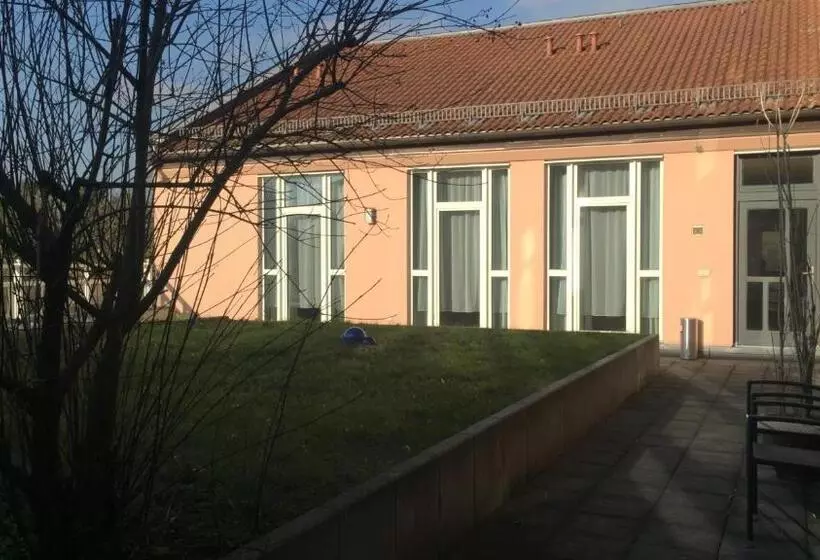 ホテル 1, 2, Sleep Boardinghouse Unterschleißheim Zentrum