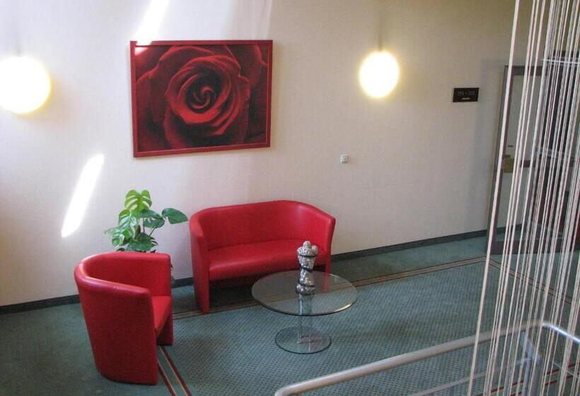 فندق 1, 2, Sleep Boardinghouse Unterschleißheim Zentrum