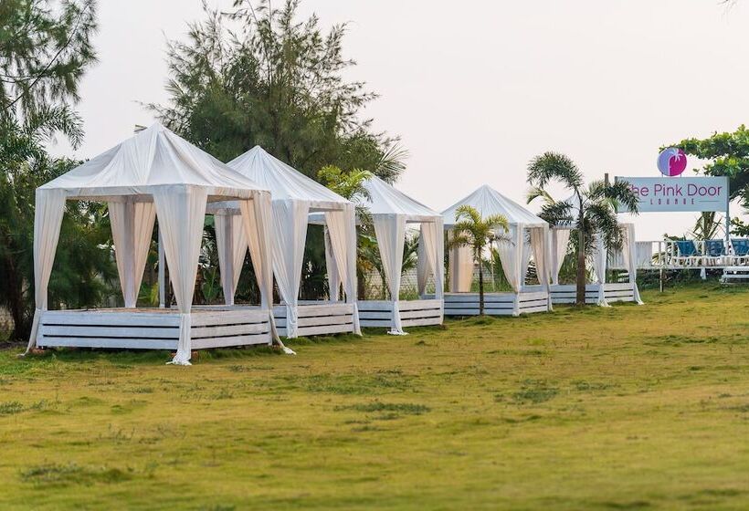 호텔 Foxoso La Beach Resort