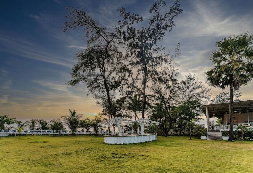 호텔 Foxoso La Beach Resort