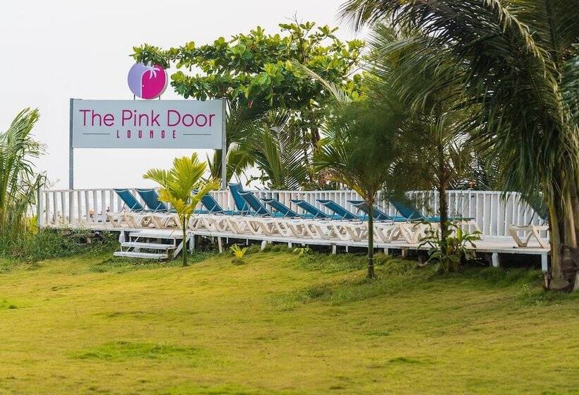 호텔 Foxoso La Beach Resort