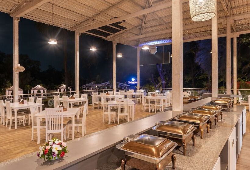 호텔 Foxoso La Beach Resort