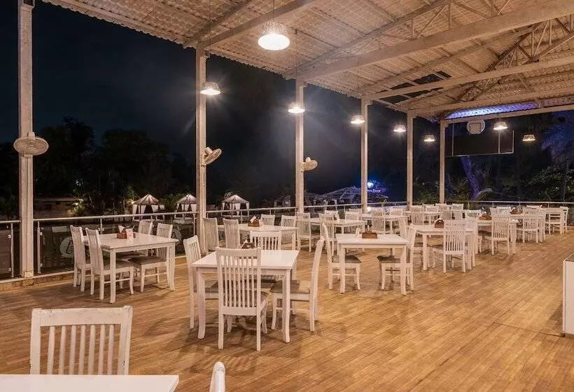 ホテル Foxoso La Beach Resort