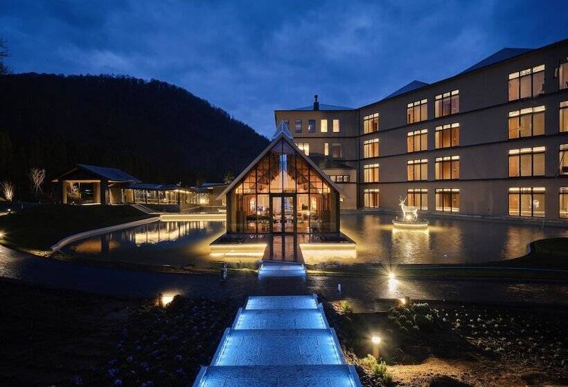 فندق Lake Toya Tsuruga Resort Hikari No Uta