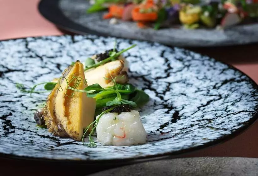 Hotelli Lake Toya Tsuruga Resort Hikari No Uta