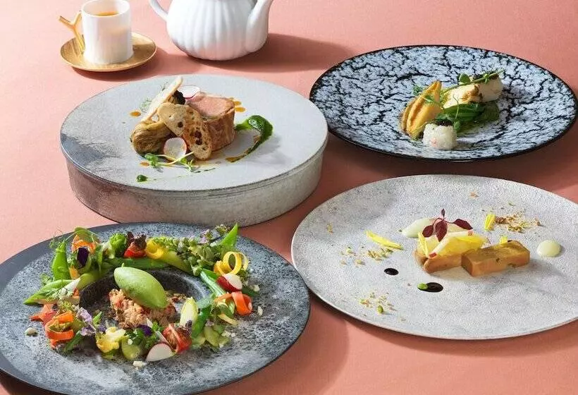 Hotelli Lake Toya Tsuruga Resort Hikari No Uta