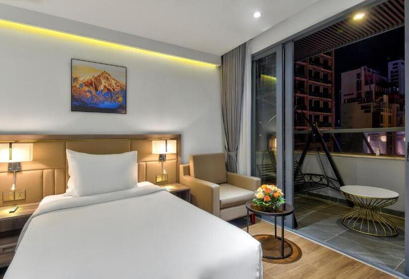 Maris Hotel Nha Trang