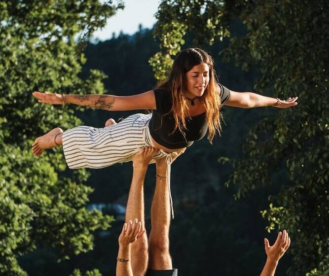 Отель Selina Bragança