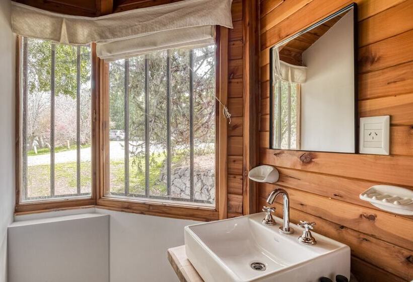 Отель Selina Bragança