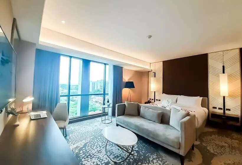 ホテル The Excelsior