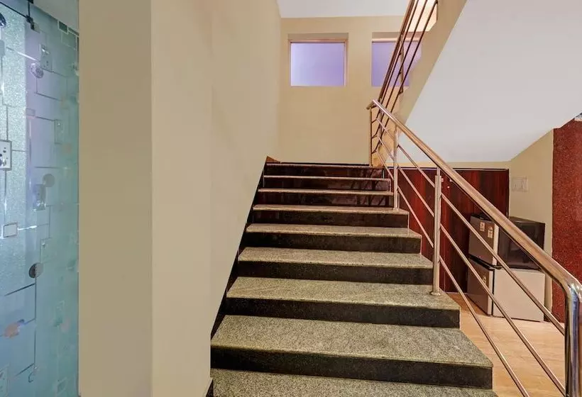 ホテル Treebo Savera Grand