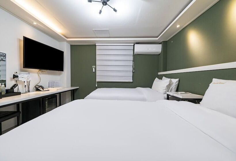 Motel Danyang Hotel Dozen