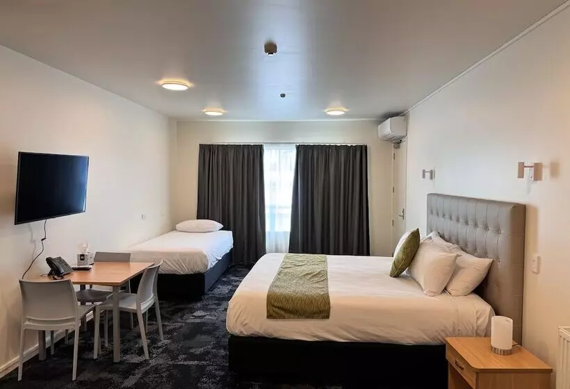 Zeta Motel