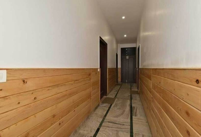 Divyansh By Vrb Hotels