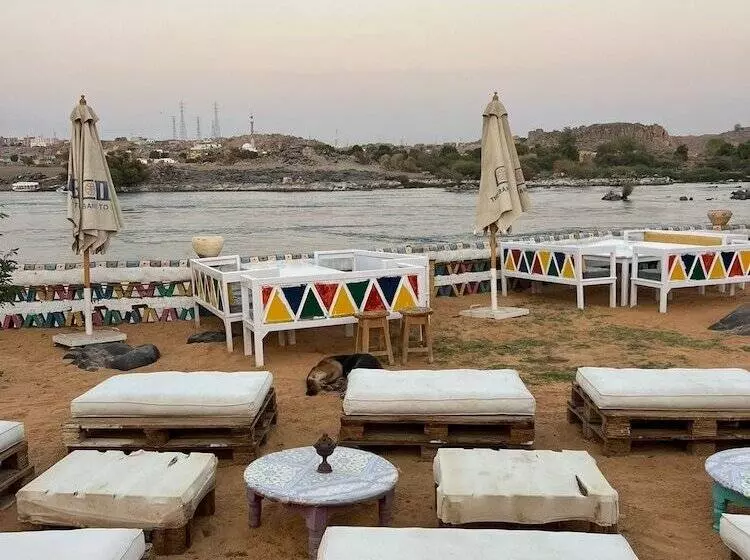 هتل Artika Wadi Kiki