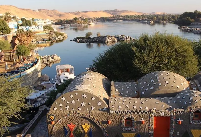 هتل Artika Wadi Kiki