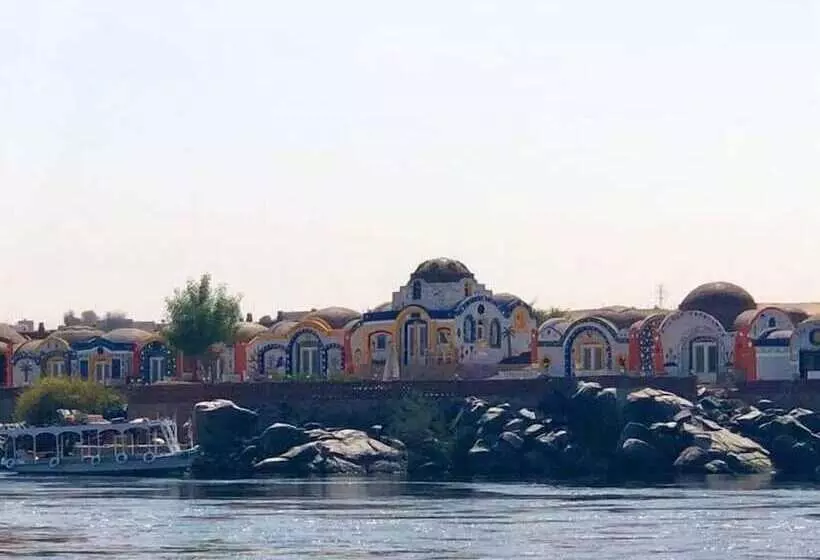 هتل Artika Wadi Kiki