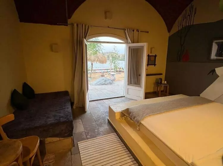 هتل Artika Wadi Kiki