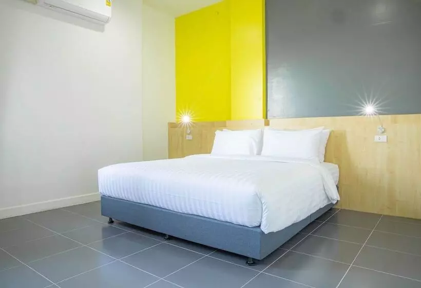 هتل Ezy Inn