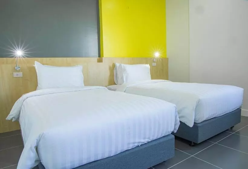 هتل Ezy Inn