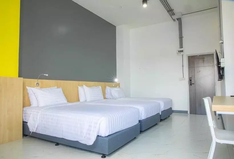 هتل Ezy Inn