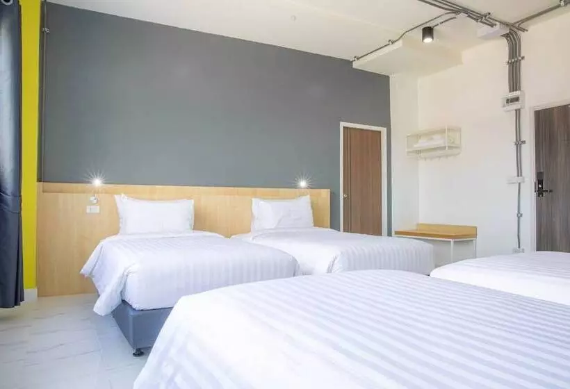 هتل Ezy Inn
