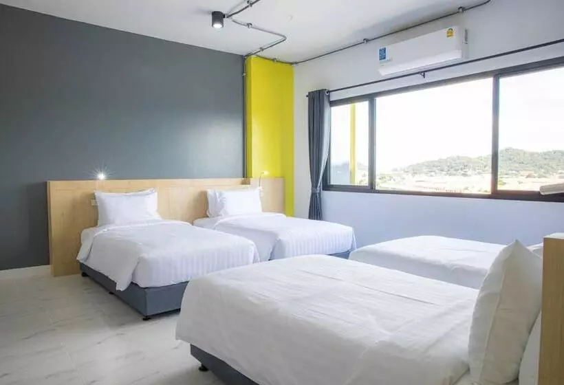 هتل Ezy Inn