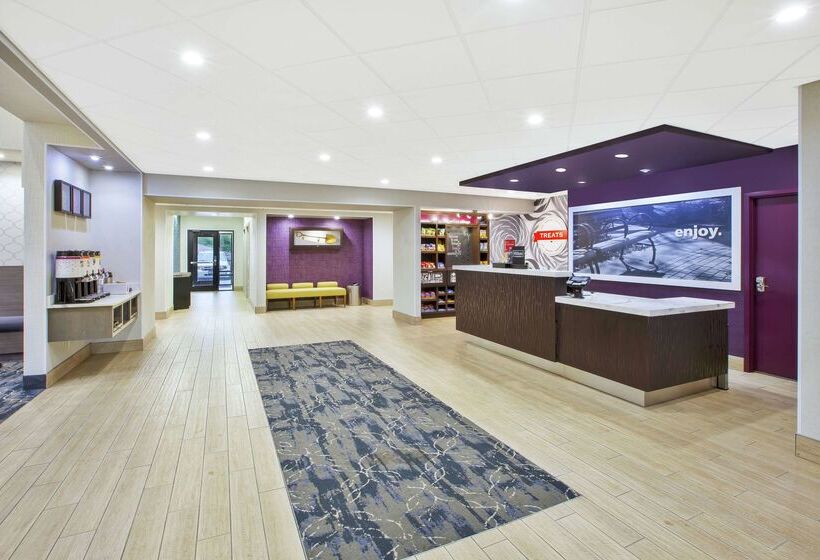 فندق Hampton Inn & Suites Oakwood Village-cleveland