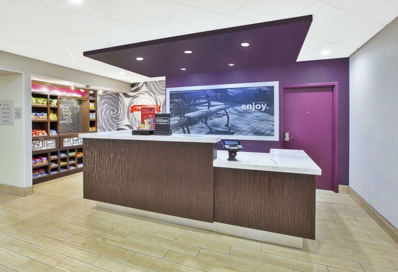 فندق Hampton Inn & Suites Oakwood Village-cleveland