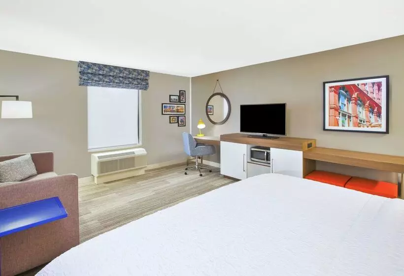 Hotelli Hampton Inn & Suites Oakwood Village-cleveland