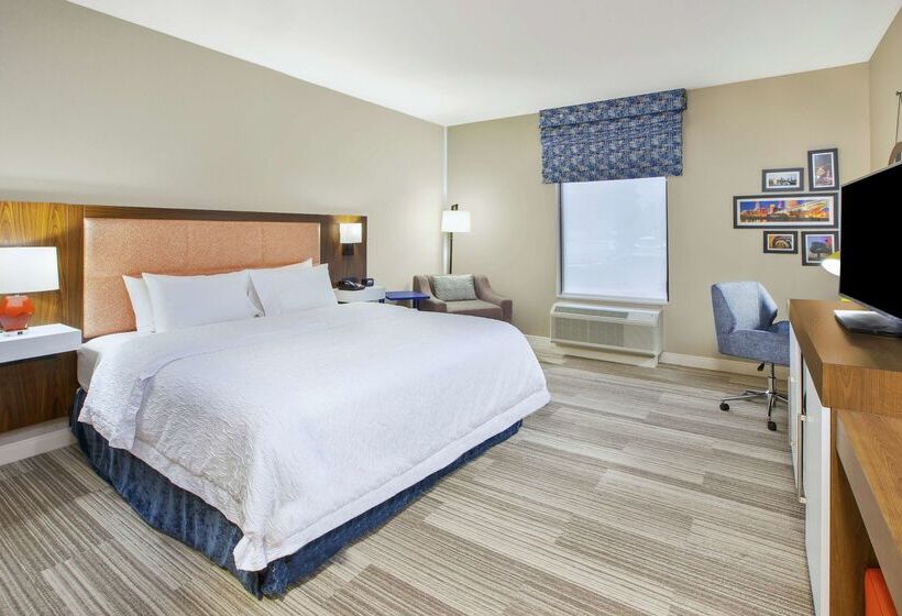 فندق Hampton Inn & Suites Oakwood Village-cleveland