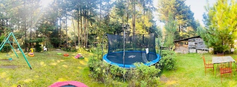 בית מלון כפרי Rancho Cumbre Monarca