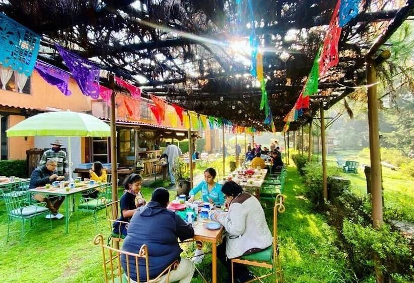 בית מלון כפרי Rancho Cumbre Monarca