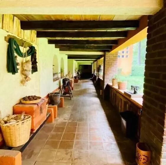 Hotelli Rancho Cumbre Monarca
