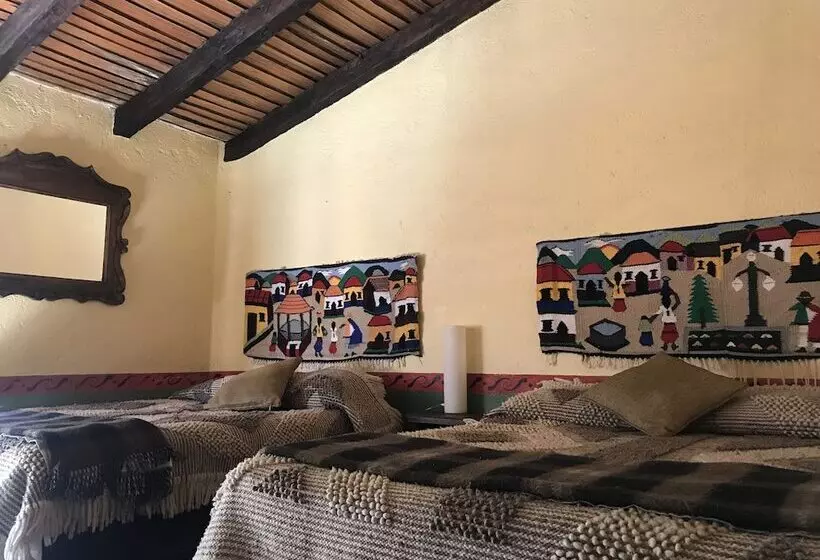 Hotelli Rancho Cumbre Monarca