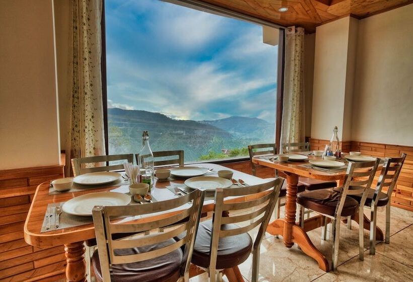 בית מלון כפרי Shimla Alpine Regency