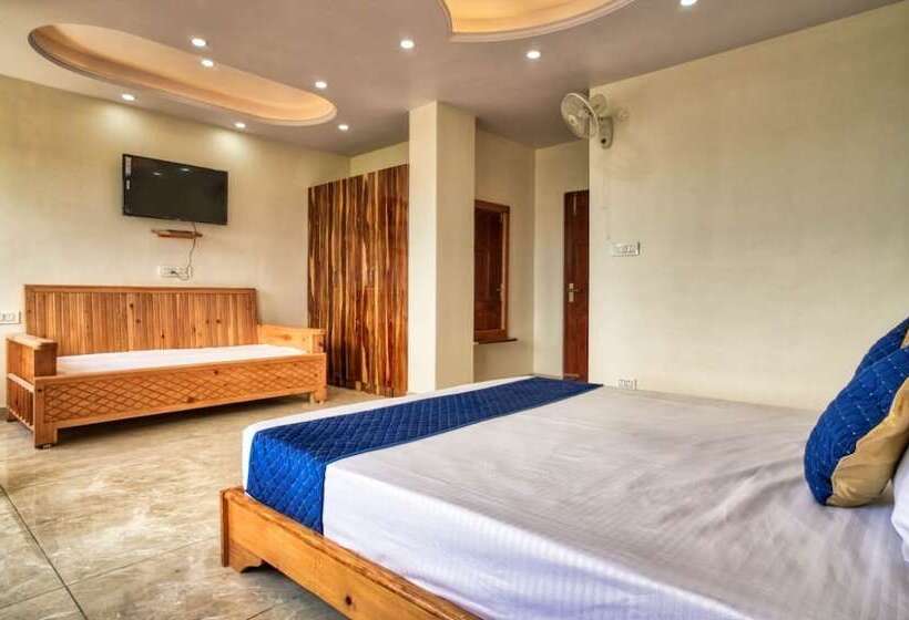 בית מלון כפרי Shimla Alpine Regency