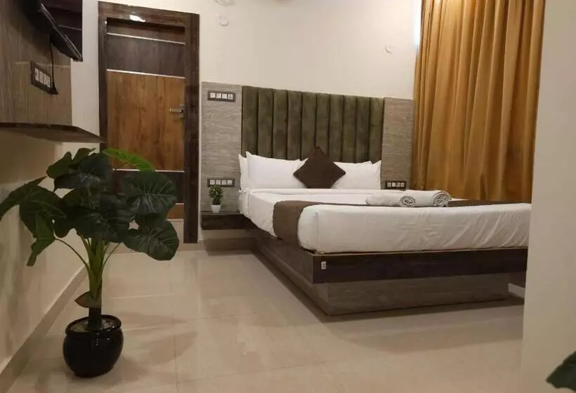 ホテル Sky International  Airport Zone Hyderabad
