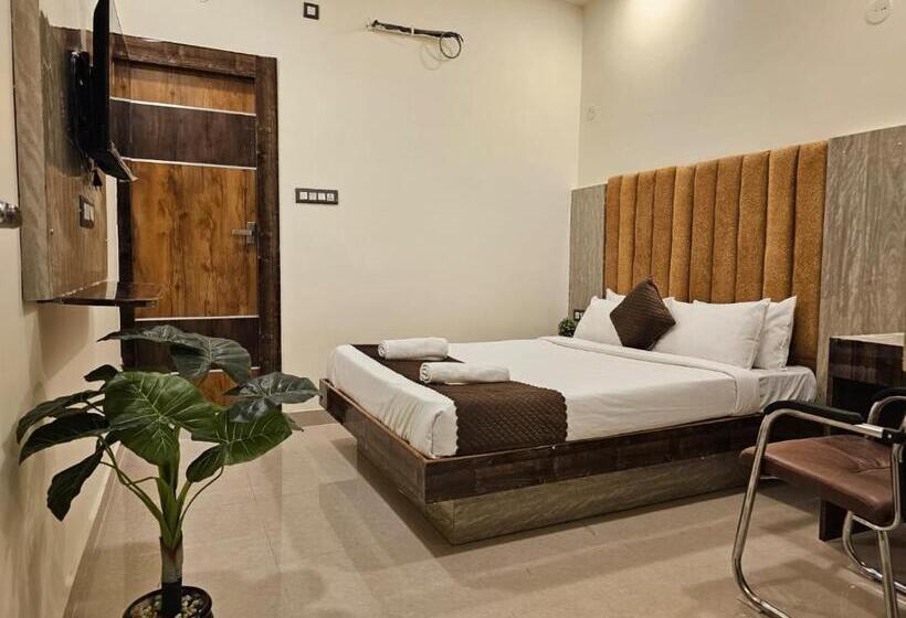 ホテル Sky International Airport Zone Hyderabad