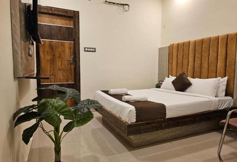 ホテル Sky International Airport Zone Hyderabad