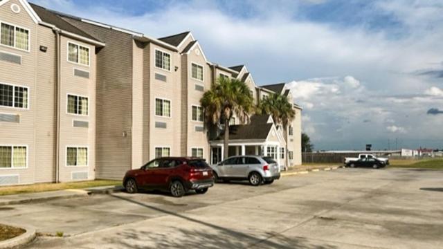 فندق Studio 6 Suites Breaux Bridge, La