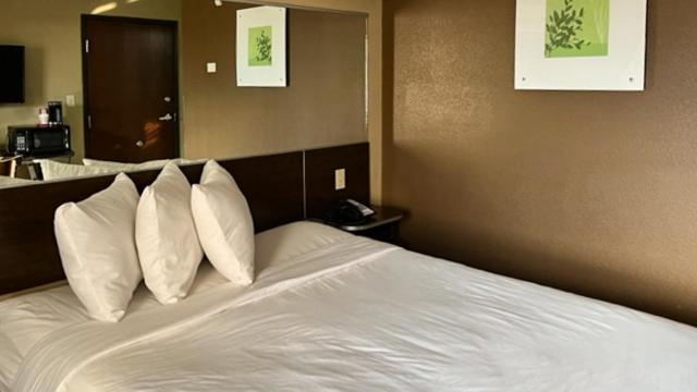 فندق Studio 6 Suites Breaux Bridge, La