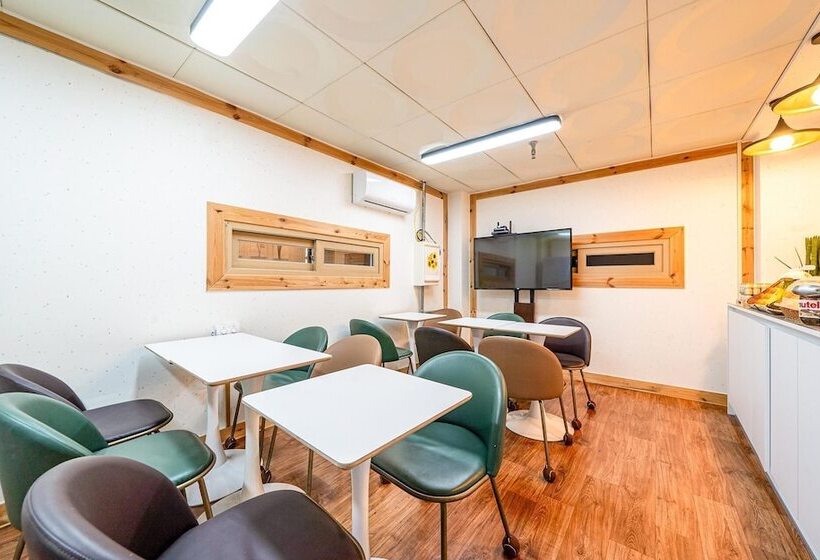 מוטל Asan Hill Star Park