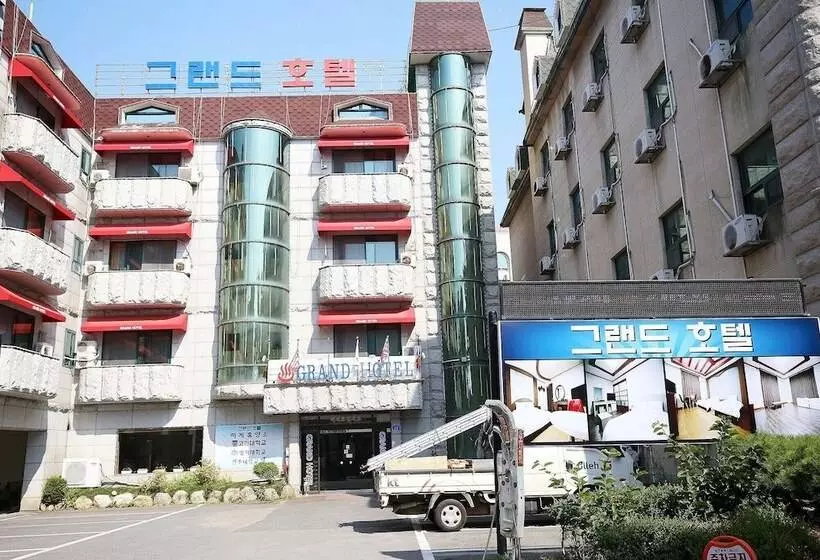 モーテル Boryeong Grand
