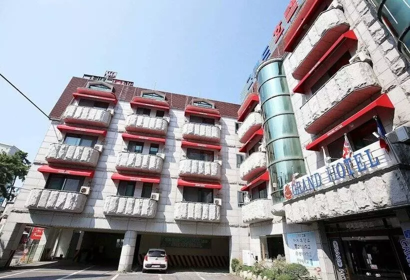 モーテル Boryeong Grand