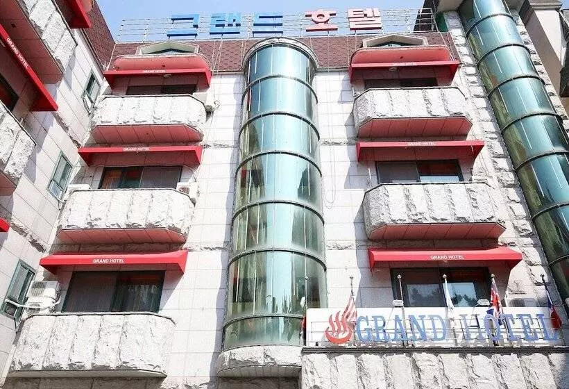 モーテル Boryeong Grand